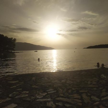Guesthouse Wish Stari Grad  Luaran gambar