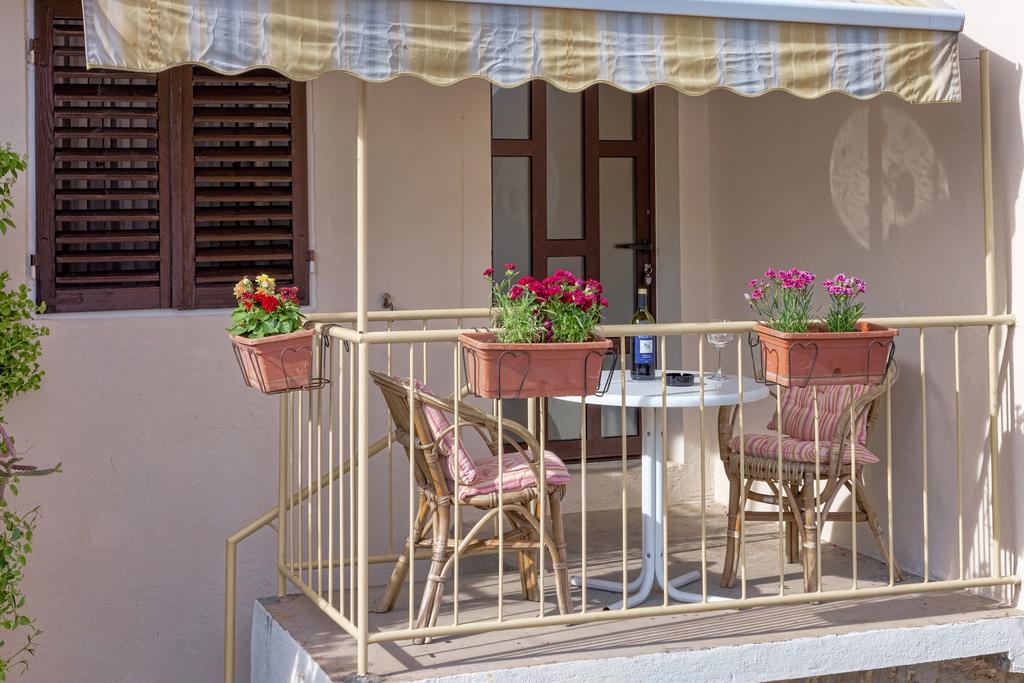 Guesthouse Wish Stari Grad  Bilik gambar