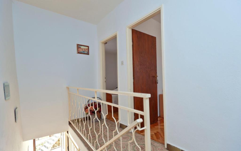 Guesthouse Wish Stari Grad  Bilik gambar