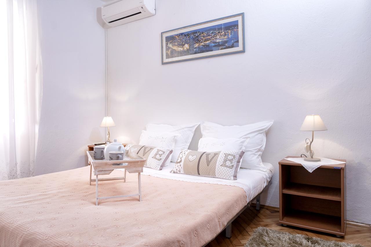 Guesthouse Wish Stari Grad  Luaran gambar