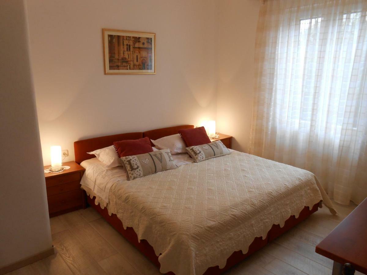 Guesthouse Wish Stari Grad  Luaran gambar