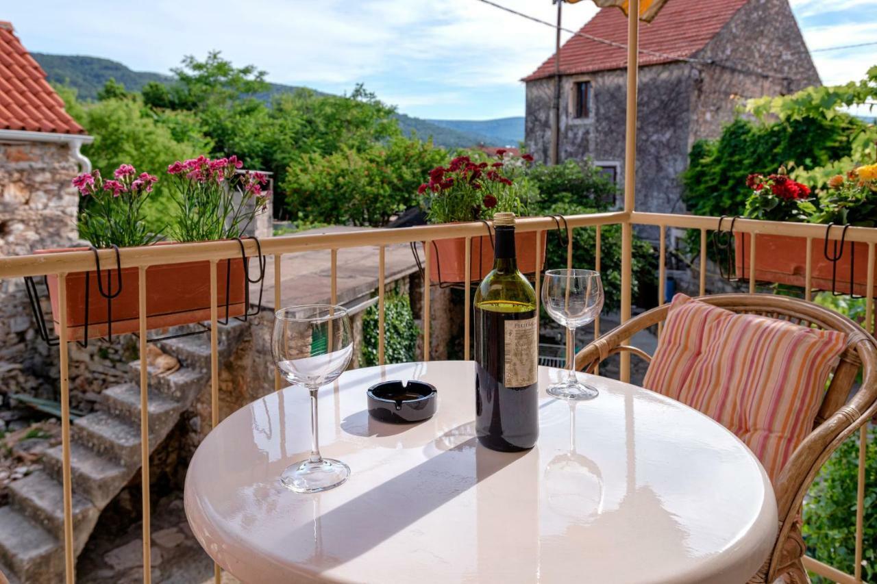 Guesthouse Wish Stari Grad  Luaran gambar