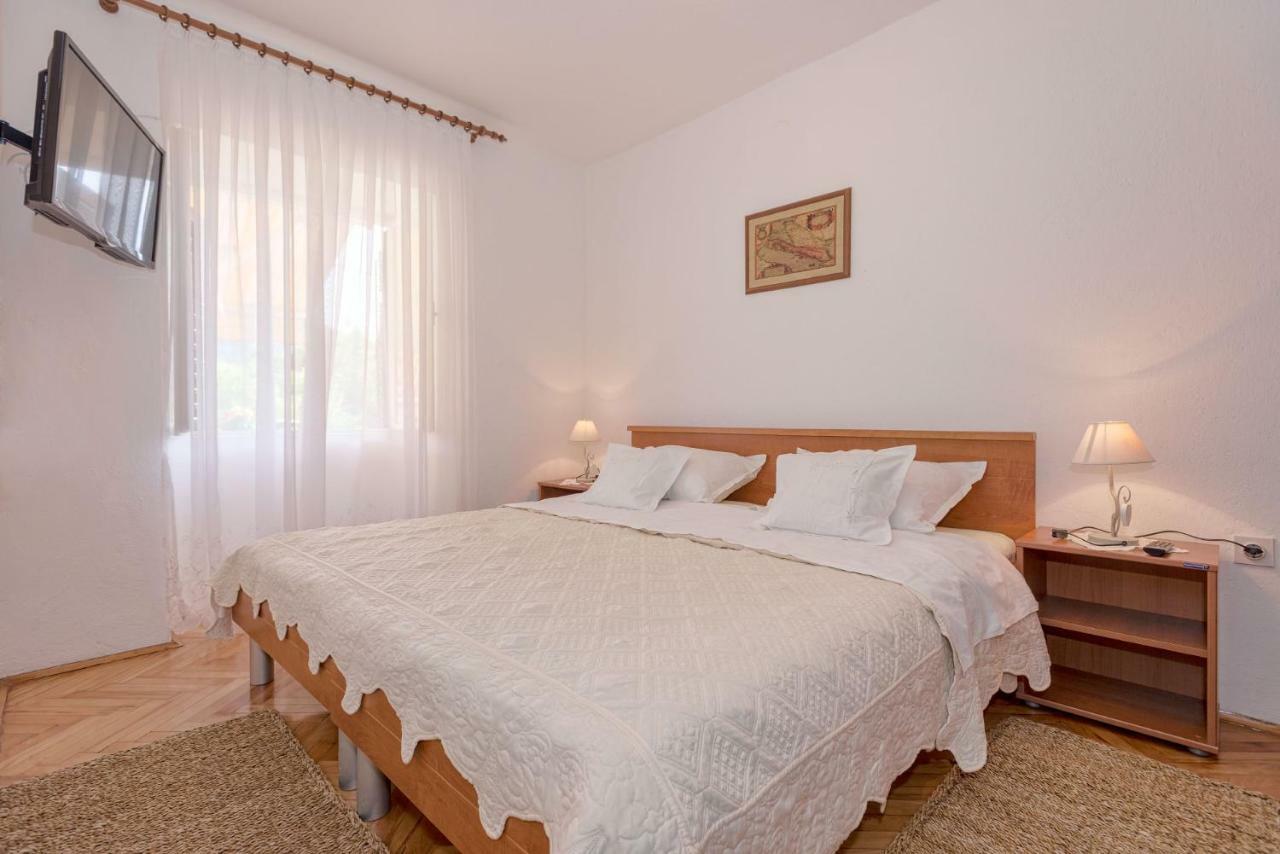 Guesthouse Wish Stari Grad  Luaran gambar