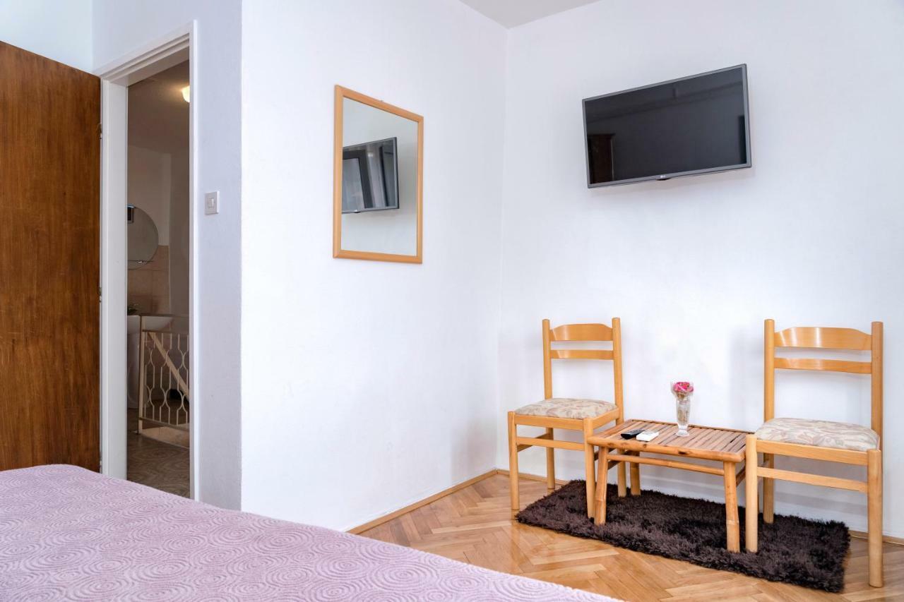 Guesthouse Wish Stari Grad  Luaran gambar